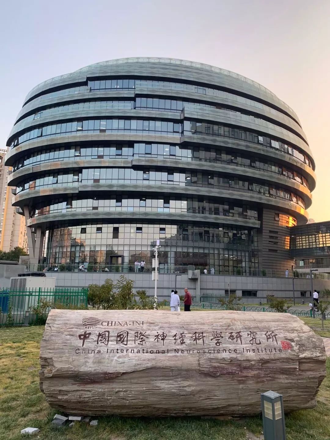 首都医科大学文凭(首都医科大学本科在哪)